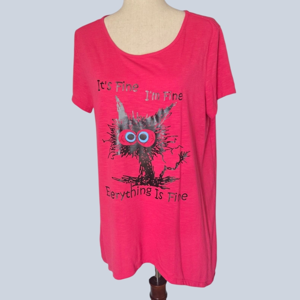 Pink Cat Graphic Tee Large It’s Fine I’m Fine Everything Is Fine Shark Hem